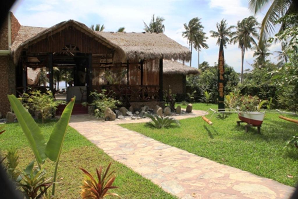 Cooper'S Beach Resort Lucbuan Zewnętrze zdjęcie