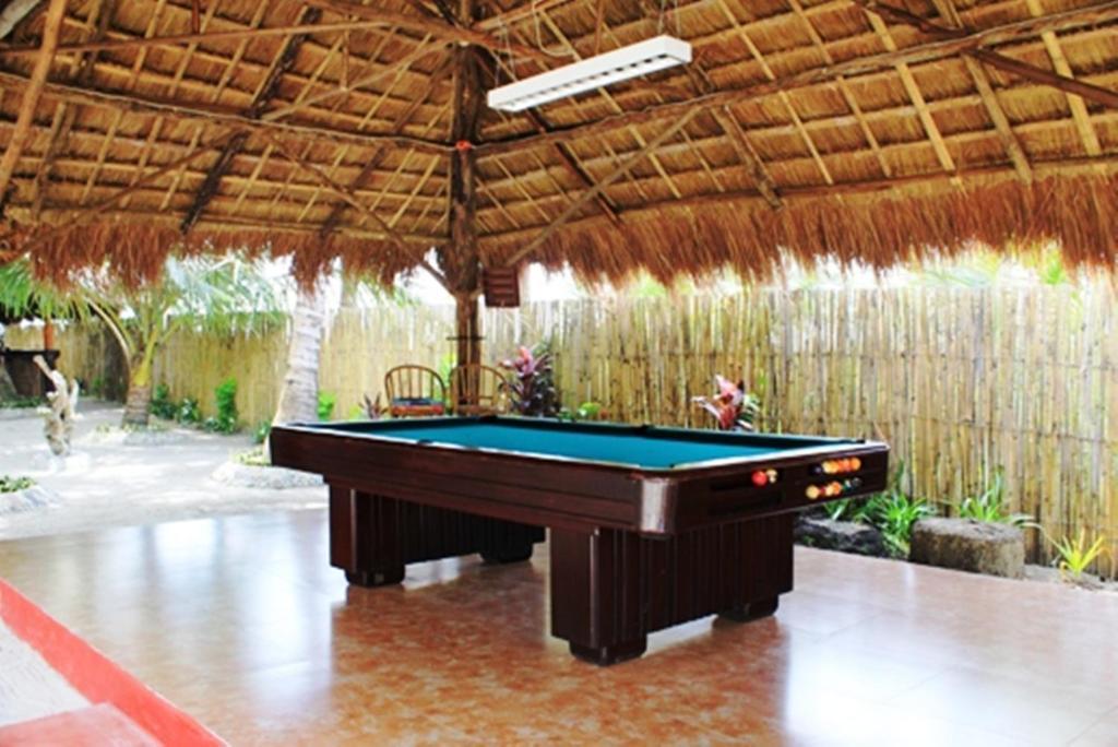 Cooper'S Beach Resort Lucbuan Zewnętrze zdjęcie