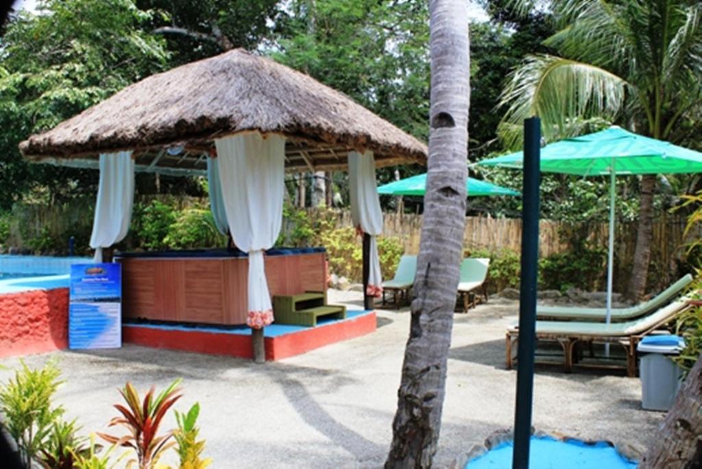 Cooper'S Beach Resort Lucbuan Zewnętrze zdjęcie