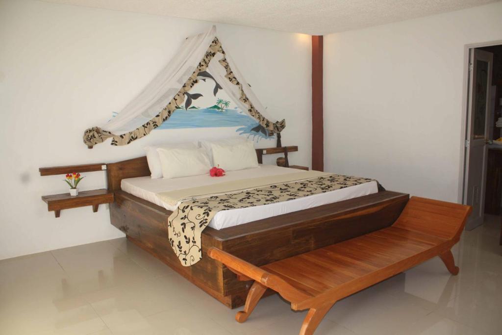 Cooper'S Beach Resort Lucbuan Zewnętrze zdjęcie