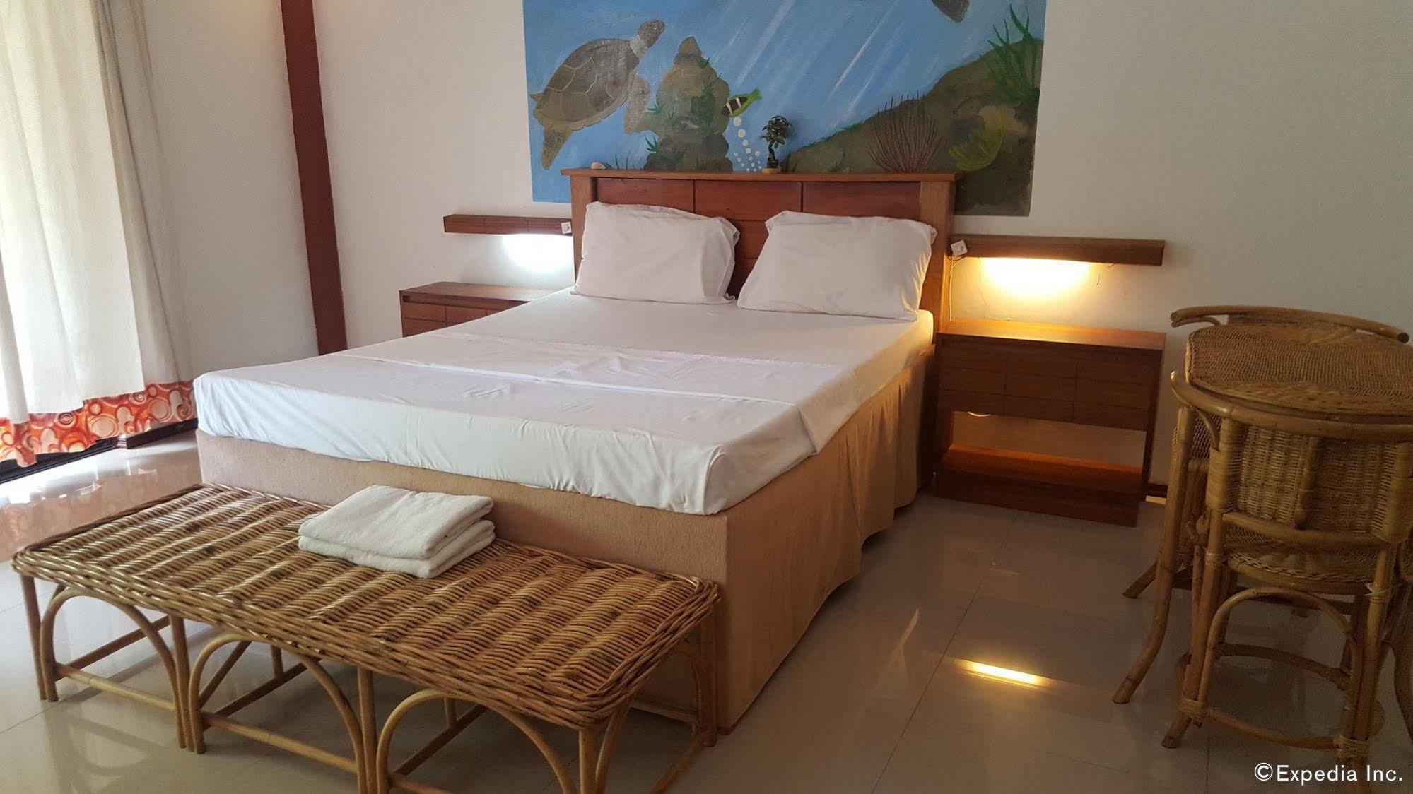 Cooper'S Beach Resort Lucbuan Zewnętrze zdjęcie