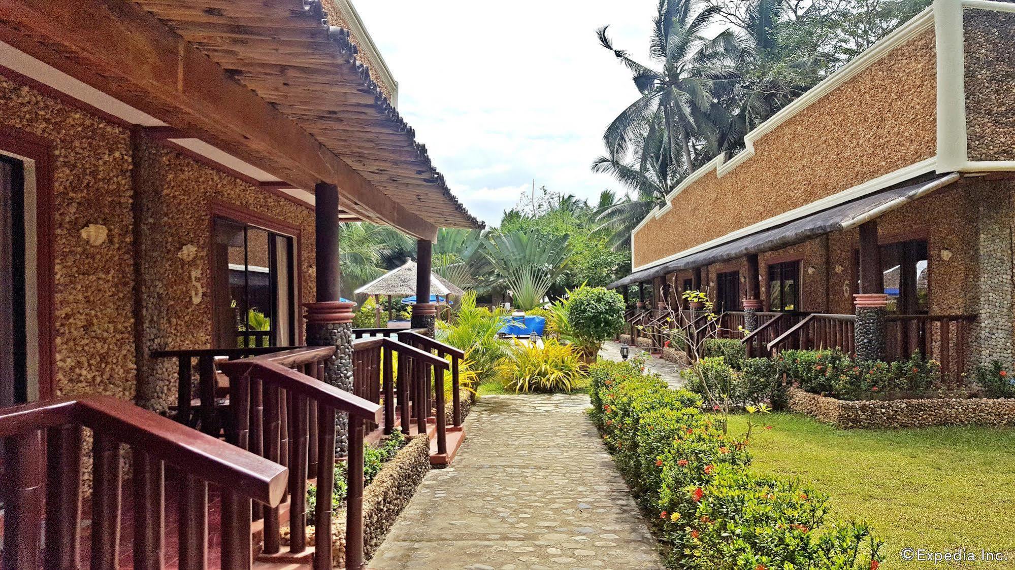 Cooper'S Beach Resort Lucbuan Zewnętrze zdjęcie