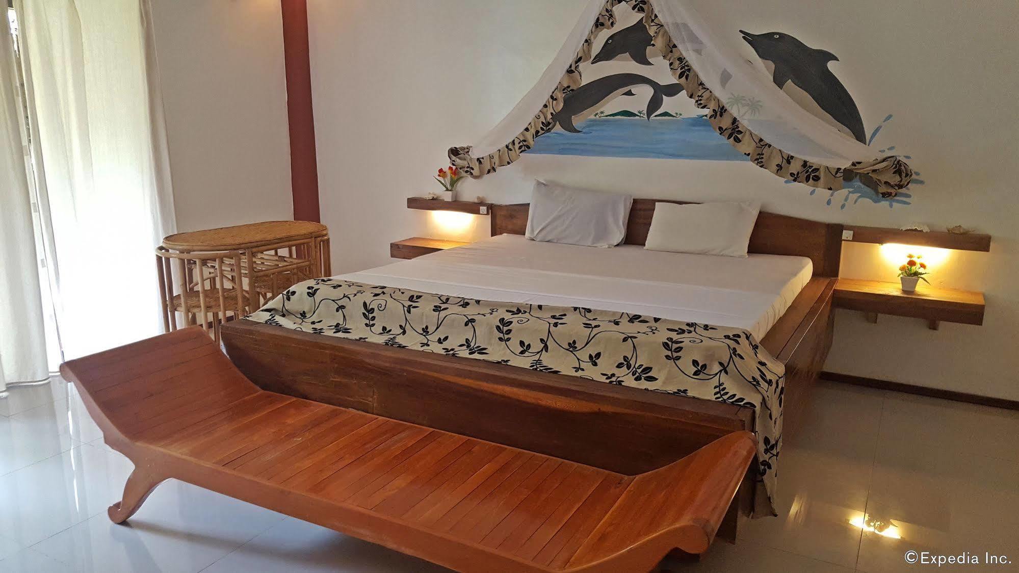 Cooper'S Beach Resort Lucbuan Zewnętrze zdjęcie