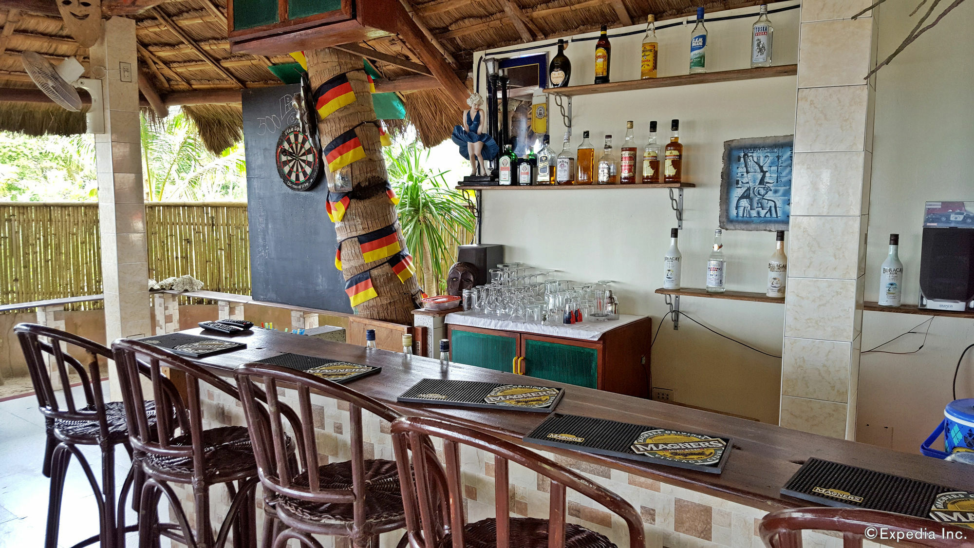 Cooper'S Beach Resort Lucbuan Zewnętrze zdjęcie